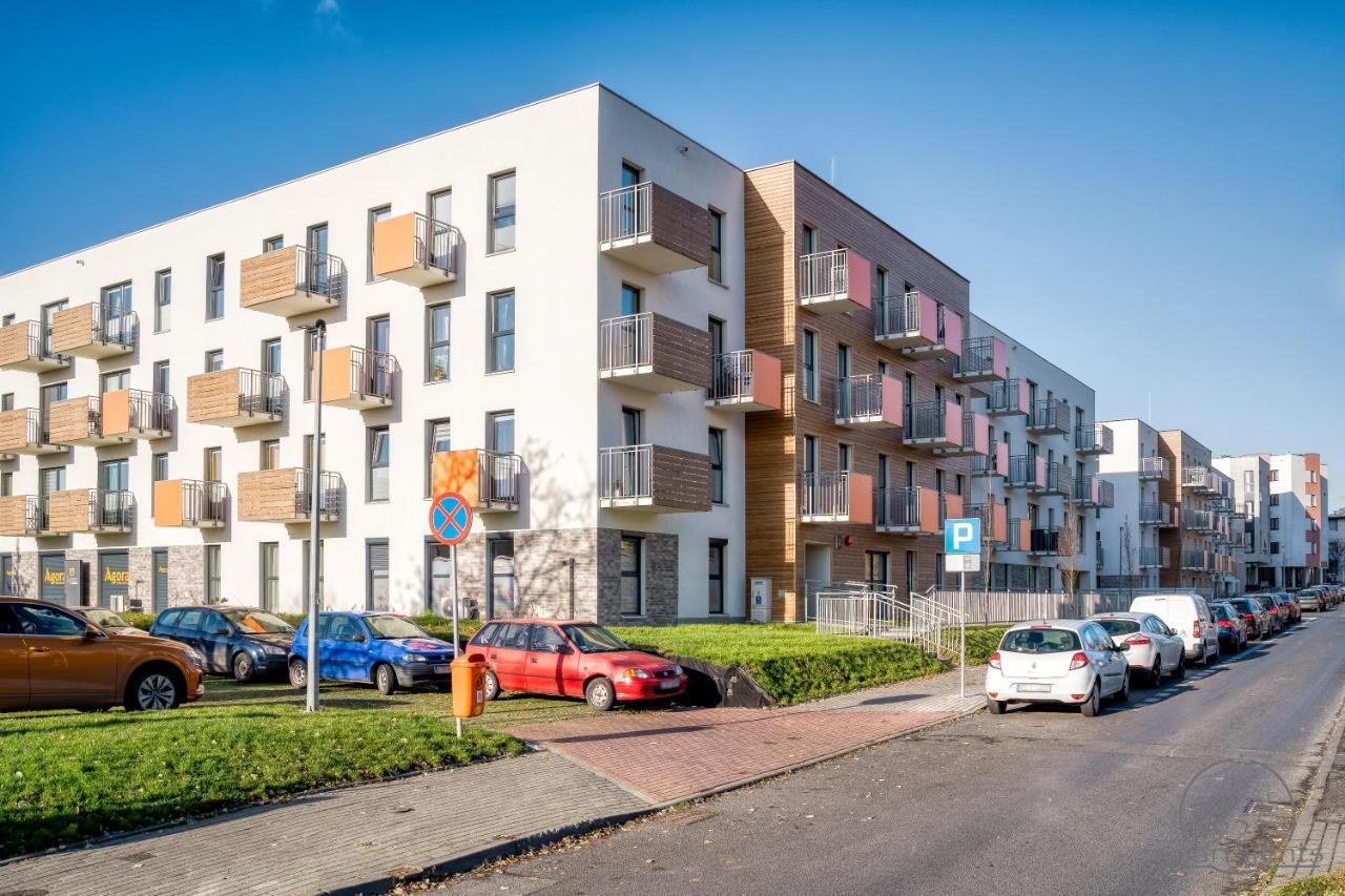 Ferienwohnung Apartament Debowy Z Miejscem Parkingowym Thorn Exterior foto